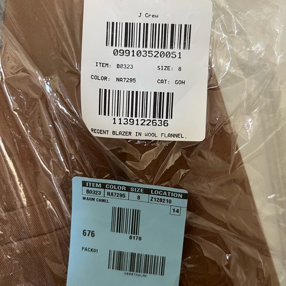 J. Crew Regent blazer in wool flannel, camel brown beige size 8 NWT - Picture 5 of 9